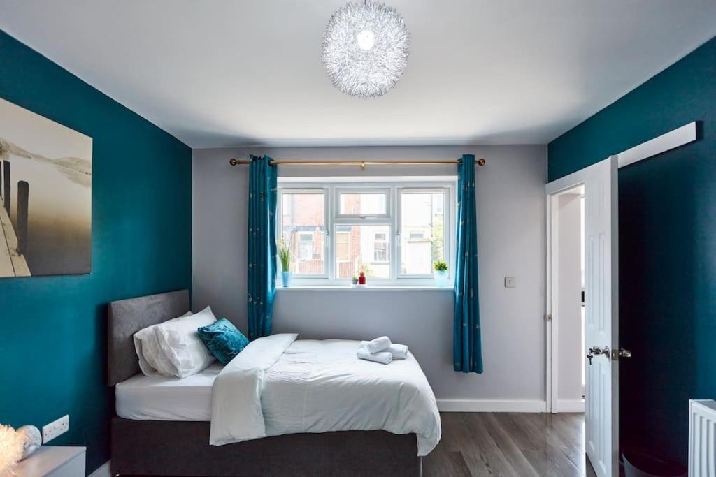 *Little Haven In Leeds* ¤Private Parking¤ Ensuite Лидс Экстерьер фото